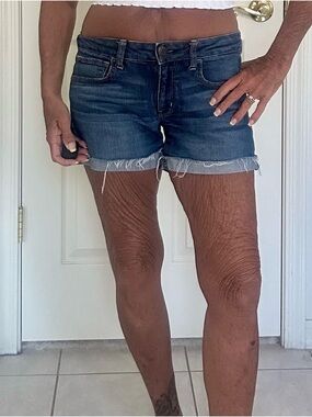 American Eagle Outfitters Blue Stretch Denim Shorts 6 Like New